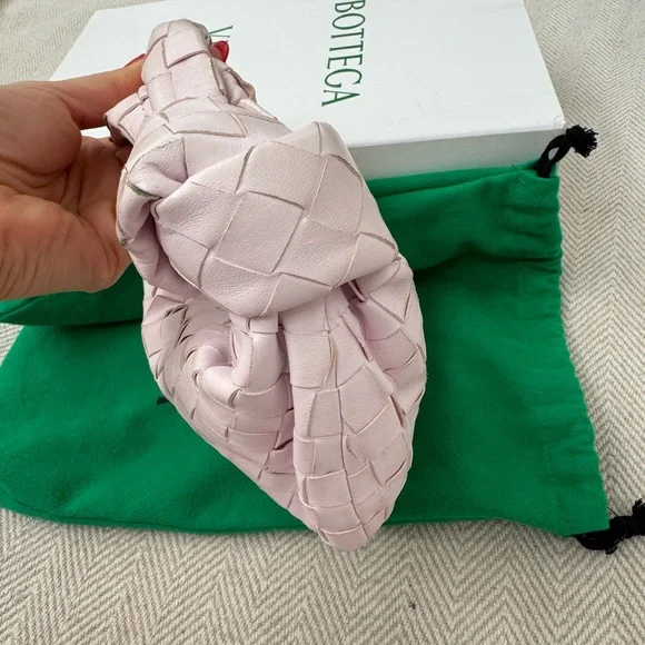 Bottega Veneta Mini Jodie - Picture 11 of 16